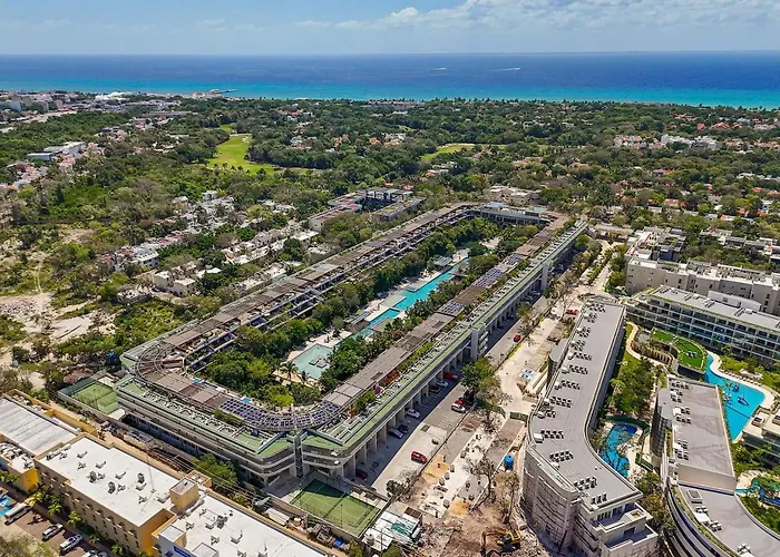 Exclusive Designer Duplex In Playacar *