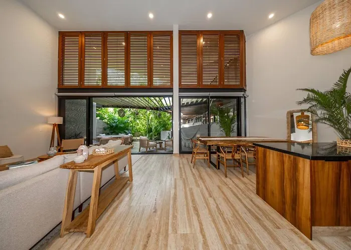 Exclusive Designer Duplex In Playacar